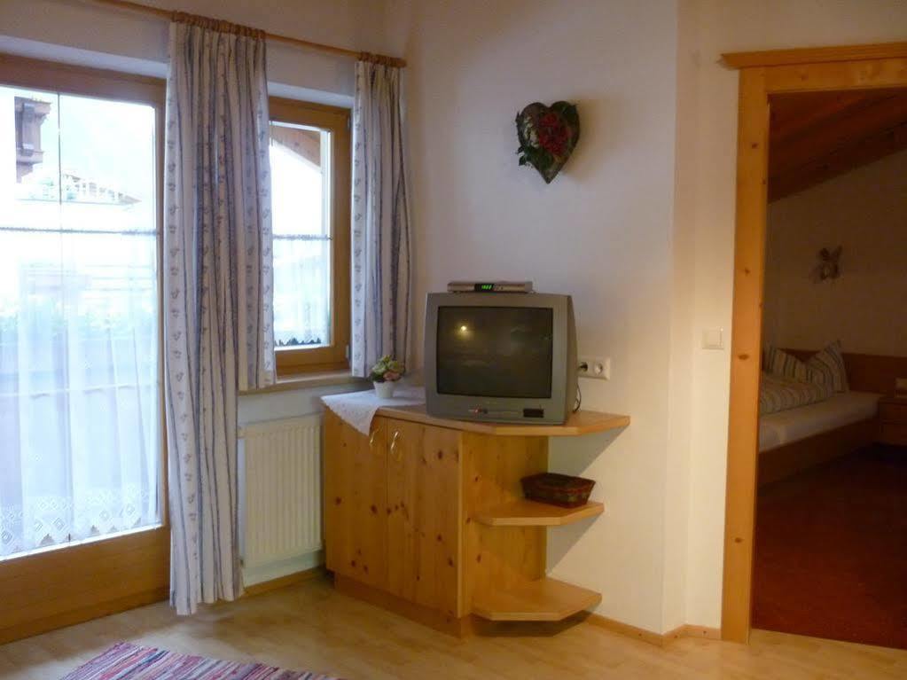 Haus Bergzauber Apartment Neustift im Stubaital Exterior foto